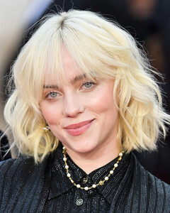 Кошмар перед Рождеством: Билли Айлиш дебютировала в постановке