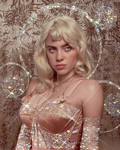 Билли Айлиш рассказала о насилии