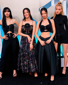 Blackpink стали самыми просматриваемыми музыкантами за всю историю YouTube