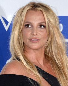 Суд отказался освободить Бритни Спирс из-под опеки отца