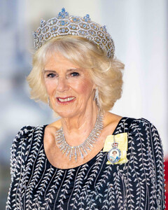 «Она недостойна этого!»: британцы не хотят называть Камиллу Паркер-Боулз королевой