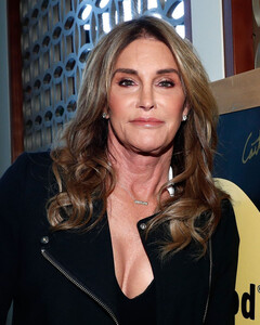 Кейтлин Дженнер не поддерживает транс-девушек, которые уходят в женский спорт