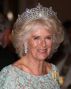На коронацию принца Чарльза Камилла Паркер-Боулз наденет корону королевы-матери с бриллиантами, изготовленную в 1937 году