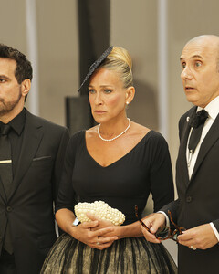 «Он должен умереть»: режиссёр сиквела «И просто так» рассказал зачем он убил мужа Кэрри Брэдшоу