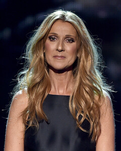 Селин Дион потеряла контроль над своими мышцами