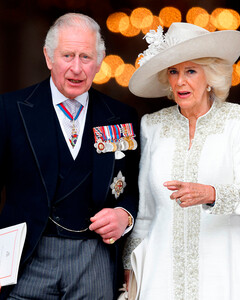 Портрет короля Карла III с Камиллой Паркер-Боулз скрывает важное послание