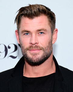 Крис Хемсворт берёт на себя меньше ролей после выявленного риска болезни Альцгеймера