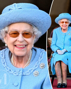 Что у королевы Елизаветы II с ногами?