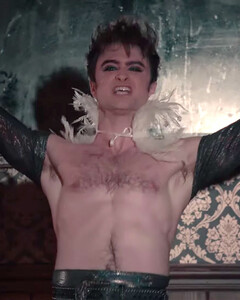 Для сериала «Чудотворцы» Дэниел Рэдклифф станцевал незабываемый танец