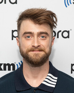 Фанаты не узнали Дэниела Рэдклиффа на съёмках биографического фильма «Странный Эл»