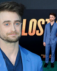 Ставка на классику: Дэниел Рэдклифф в строгом костюме посетил премьеру фильма «Затерянный город» в Лос-Анджелесе