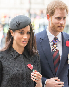 Как уход принца Гарри и Меган Маркл из семьи положительно повлиял на монархию Великобритании