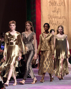 5 фактов, которые стоит знать о показе Christian Dior Couture весна — лето 2020