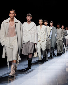 Квинтэссенция нежности: Dior представил мужскую коллекцию сезона FW 2023-2024