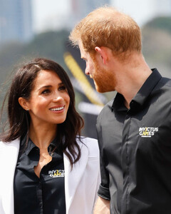 Дочь принца Гарри и Меган Маркл воссоединит королевскую семью