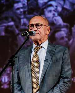 Андрей Кончаловский и Юлия Высоцкая представили фильм «Дорогие товарищи!»