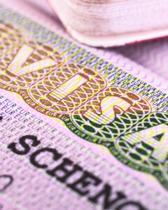 Евросоюз больше не выдаёт многократные визы россиянам