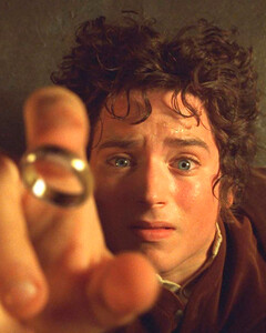 Элайджа Вуд удивлён новыми фильмами по мотивам «Властелина колец»