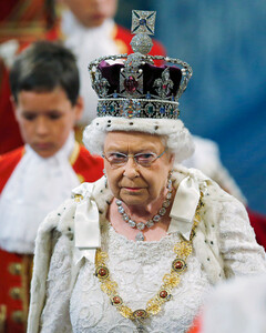 Служащий Букингемского дворца приговорен к заключению