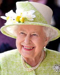 Стало известно расписание празднования 70-летнего юбилея Елизаветы II на троне