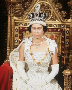 Ключевые моменты в истории правления королевы Елизаветы II