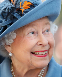 Что королева Елизавета II оставит в наследство своим родственникам?