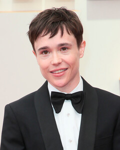 Эллиот Пейдж рассказал, что его жизнь после трансгендерного перехода стала намного лучше