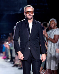 Estée Lauder купил модный дом Tom Ford у Тома Форда