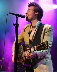 Гарри Стайлз использует карантин для саморазвития