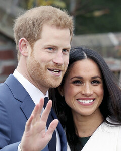 Созданы для папарацци: принца Гарри и Меган Маркл признали самой фотогеничной королевской парой