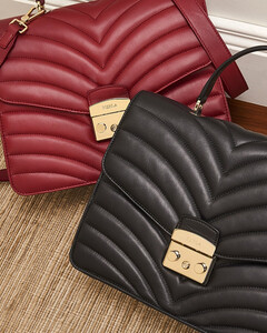 Онлайн-охота за новой сумкой Furla