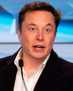 Компания Илона Маска Space X поможет NASA отправить астронавтов на Луну