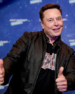 Илон Маск стал самым богатым человеком в мире