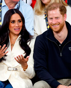 Важная встреча: почему поездка на Платиновый юбилей королевы выгодна дочери Меган Маркл и принца Гарри — Лилибет