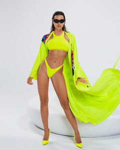 Ирина Шейк стала лицом новой коллекции Бейонсе для бренда Ivy Park совместно с Adidas