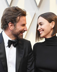 Шанс ещё есть? Ирина Шейк подогревает слухи о воссоединении с Брэдли Купером