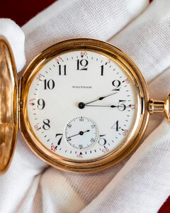 В Великобритании продали золотые часы пассажира «Титаника»