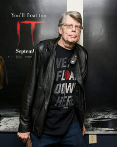 Роман Стивена Кинга «Оно» сняли с продажи в России