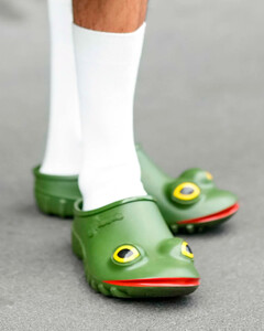 Эта уродливо-шикарная пара обуви захватила Недели моды