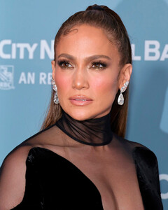 Дженнифер Лопес удалила все фотографии из социальных сетей