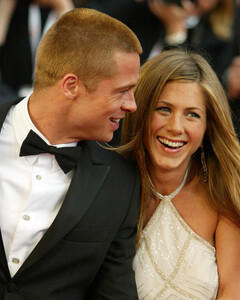 Дженнифер Энистон наконец рассказала, что у неё с Брэдом Питтом