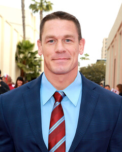 Джон Сина установил рекорд Гиннеса по исполнению желаний в рамках деятельности фонда Make-A-Wish