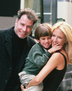 Джон Траволта почтил память погибшего сына, которому должно было исполниться 30 лет