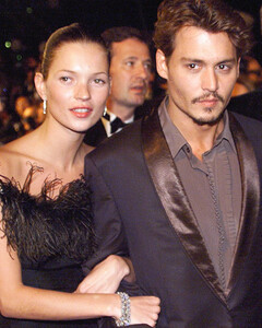 Сколько раз был помолвлен Джонни Депп?