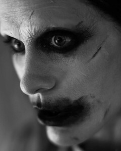 Джокер Джареда Лето сменил имидж в «Лиге справедливости Зака Снайдера»