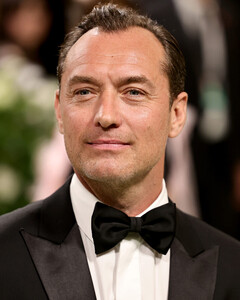 Джуд Лоу рассказал о съёмках «Игры королевы» и новых проектах