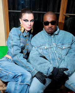 Джулия Фокс говорит, что встречалась с Канье Уэстом, чтобы отвлечь его от Ким Кардашьян