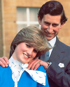 Какое событие сблизило принца Чарльза и Диану перед их свадьбой?