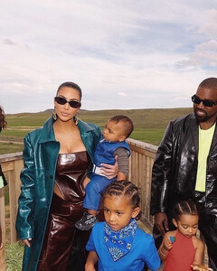 Канье Уэст и Ким Кардашьян любят друг друга, но не могут жить вместе