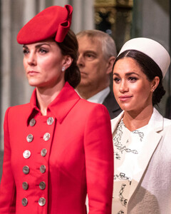 Лимит доверия исчерпан: Кейт Миддлтон больше не собирается общаться с принцем Гарри и Меган Маркл